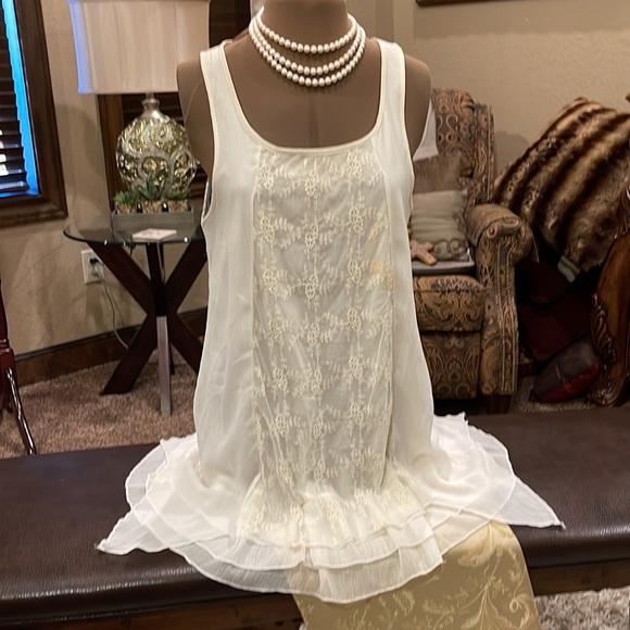 Anthropologie Tops - Anthropologie, Size M, Ivory